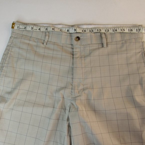 Greg Norman Men's  Fairway Plaid Print Shorts - Picture 7 of 9